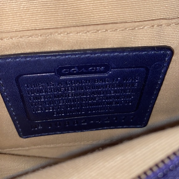 Small Coach Handbag with Leather Handle - Picture 6 of 6